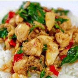 ครัวหลังบ้าน ยามค่ำคืน