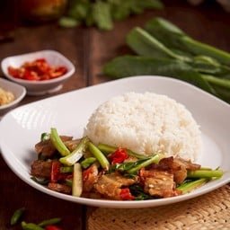 ผัดคะน้า(ราดข้าว)