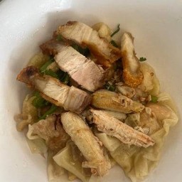 เกี้ยวกุ้งปูหมูกรอบ