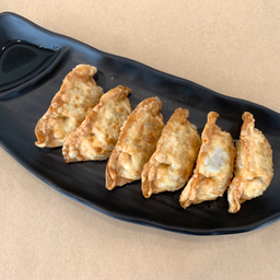 เกี๊ยวซ่าไก่ (Chicken Gyoza) -D