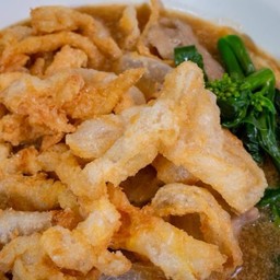 เส้นใหญ่ไข่กรอบเปล่าๆ