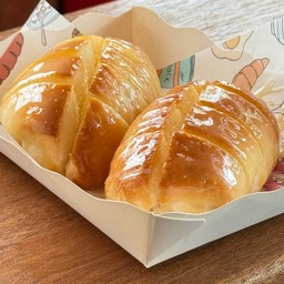 หมั่นโถวปิ้งเนยนม