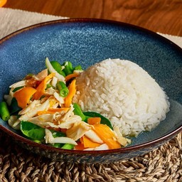 ข้าวราดเนื้อปูผัดพริกเหลือง