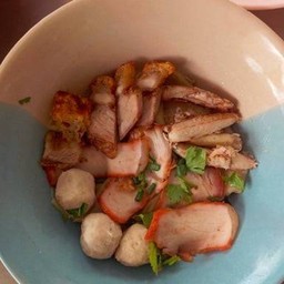 เกี๊ยวรวมทุกอย่าง