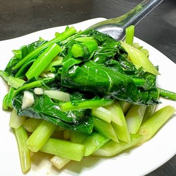 ผัดคะน้า มัง เจ