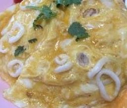 ข้าวไข่ข้นปลาหมึก