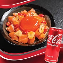 [อร่อยซ่ากับโค้ก] ข้าวหน้าแซลมอนแซ่บ+ไข่ดอง x Coke 325 ml.