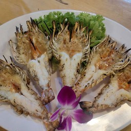 กุ้งเผา ผ่า ครึ่งกิโลกรัม (9 ตัว)