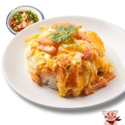 ข้าวไข่ขยี้แหนมเปรี้ยว