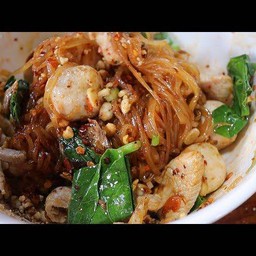 ก๋วยเตี๋ยวแห้ง หมู (พิเศษ)