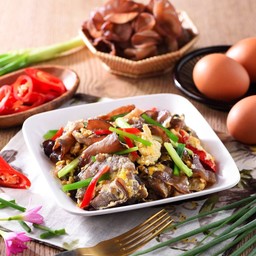 เห็ดหูหนูผัดไข่