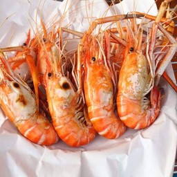 กุ้งแม่น้ำเผาปนไข่ กลาง 350 กรัม