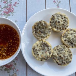 ถั่วทอด