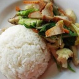 ข้าวราดผัดคะน้า