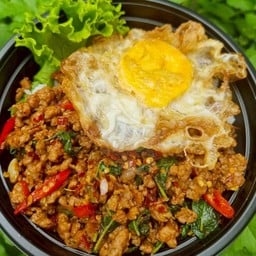 กระเพราะหมูสับไข่ดาว