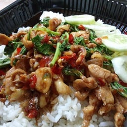 กะเพราห่อเติบ byน้าหนวด