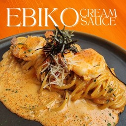 สปาเก็ตตี้ผัดครีมซอสไข่กุ้ง