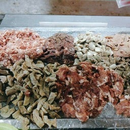 ต้มเลือดหมู ข้างสยามตาก