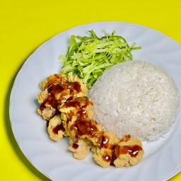 ข้าวไก่กรอบซอสบาร์บีคิว