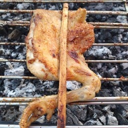 ไก่ย่างวิเชียรบุรี จอมบึง (เยื้องโรงบาลพระยุพราช)