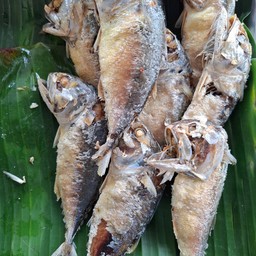 ปลาทูทอดตัวเล็ก