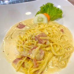 สปาเก็ตตี้คาโบนาร่่่า