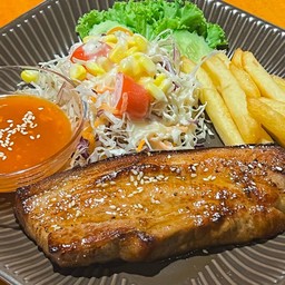 สเต็กสามชั้นน้ำมันงา