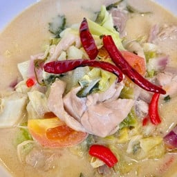 ต้มข่าไก่