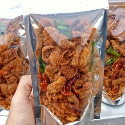 หนังไก่ทอดทรงเครื่อง