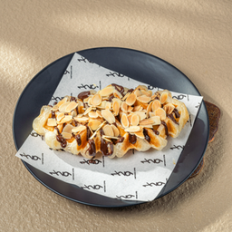 Croffle Nutella Almond