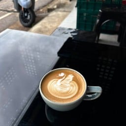 ลาเต้ร้อน