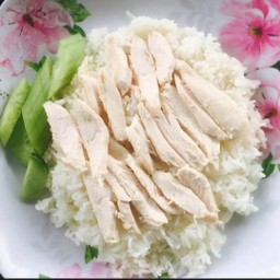 ข้าวมันไก่ต้มพิเศษ