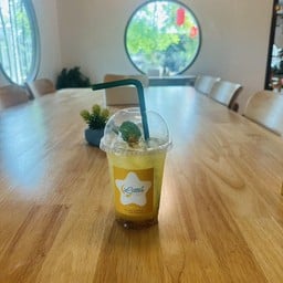 น้ำบ๊วยโซดา