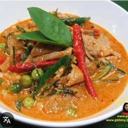 ข้าวพะแนงหมู