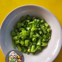 ผักบุ้งลวก