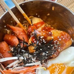 หิวมั้ย มาม่าเกาเผ็ดเกาหลี Hiu mai