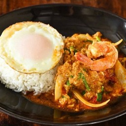 ข้าวราดผัดผงกะหรี่