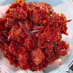 ปริมาณไม่เยอะ แต่รสเข้มข้มจัดจ้าน กินกับข้าวสวยจานโตๆ ได้สบาย