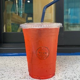 สตรอเบอร์รี่โซดา