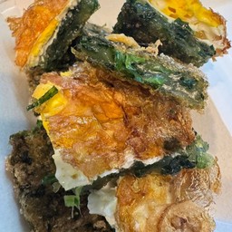 กุยช่ายตอกไข่