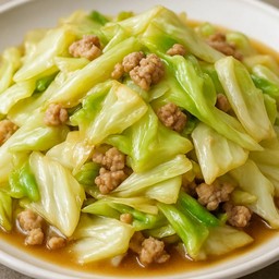 ผัดกะหล่ำปลีหมูสับ