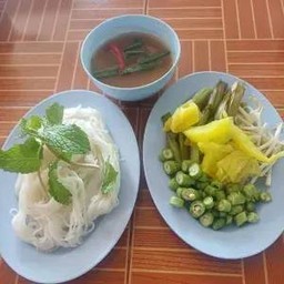 ขนมจีนนำยาป่า