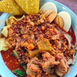 ภาวนา ข้าวขาหมู ข้าวหมูแดง หมูกรอบ บะหมี่เกี๊ยวต้มยำ ก๋วยเตี๋ยวหมูน้ำตกน้ำใส
