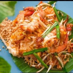 ผัดไทยกุ้งสด