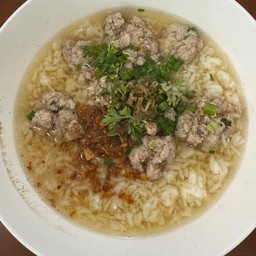 ข้าวต้มหมูสับ