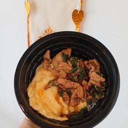 ข้าวไข่ข้น ลาบหมูแซ่บอีสาน (ไข่ 1ฟอง)