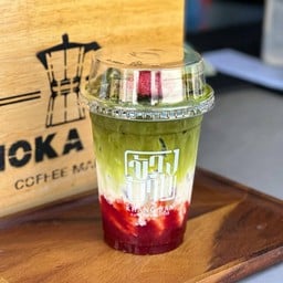 ชาเขียวนมสด สตอเบอรี่