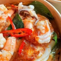 ข้าวไข่ข้นห่อหมกทะเลพิดโลก