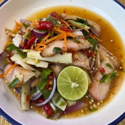 ยำนัวคอหมูย่าง