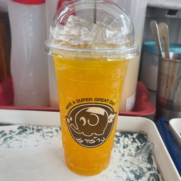 ส้ม โซดา